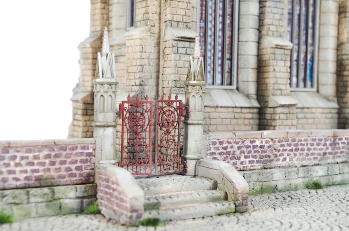 RT-Diorama 35040 Socle de diorama : Cour d&amp;#39;église 1/35 – imagen 6
