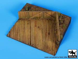 Base de terrain d&amp;#39;aviation Black Dog D72055, Seconde Guerre mondiale, échelle 1/72 – image 3