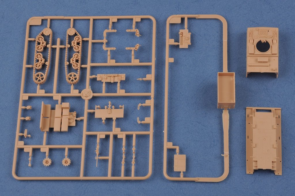 Tracteur Hobby Boss 82920 M4 à grande vitesse 3 pouces/90 mm 1/72  – image 4