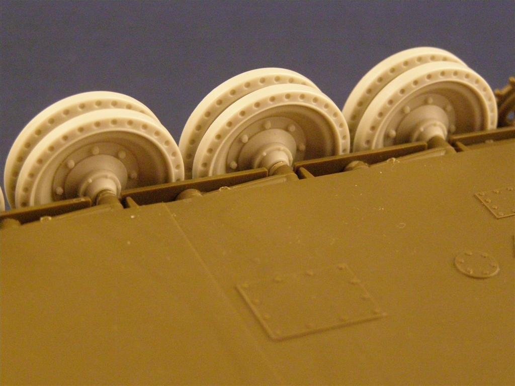 Roues de route Panzer Art RE35-010 pour char de croisière Crusader 1/35 – image 4