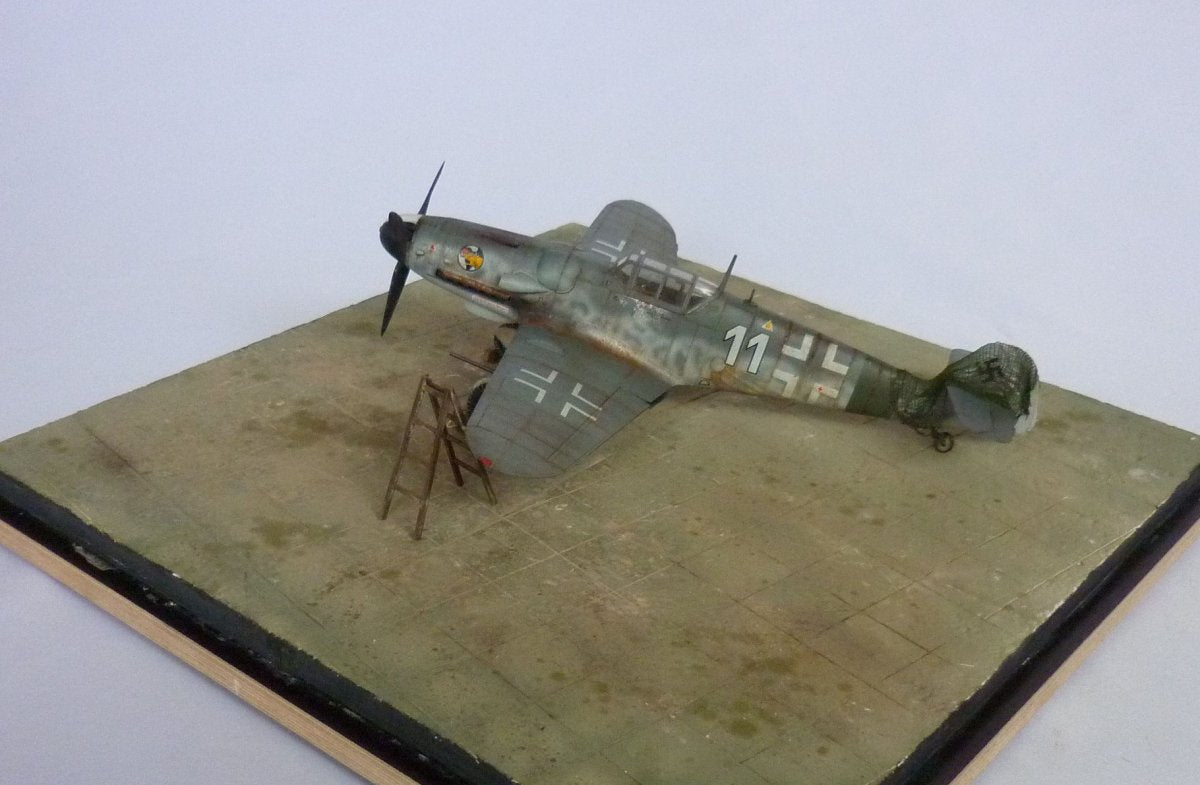 RT-Diorama 35293 Socle de diorama : « Aérodrome » 1/35 – immagine 4