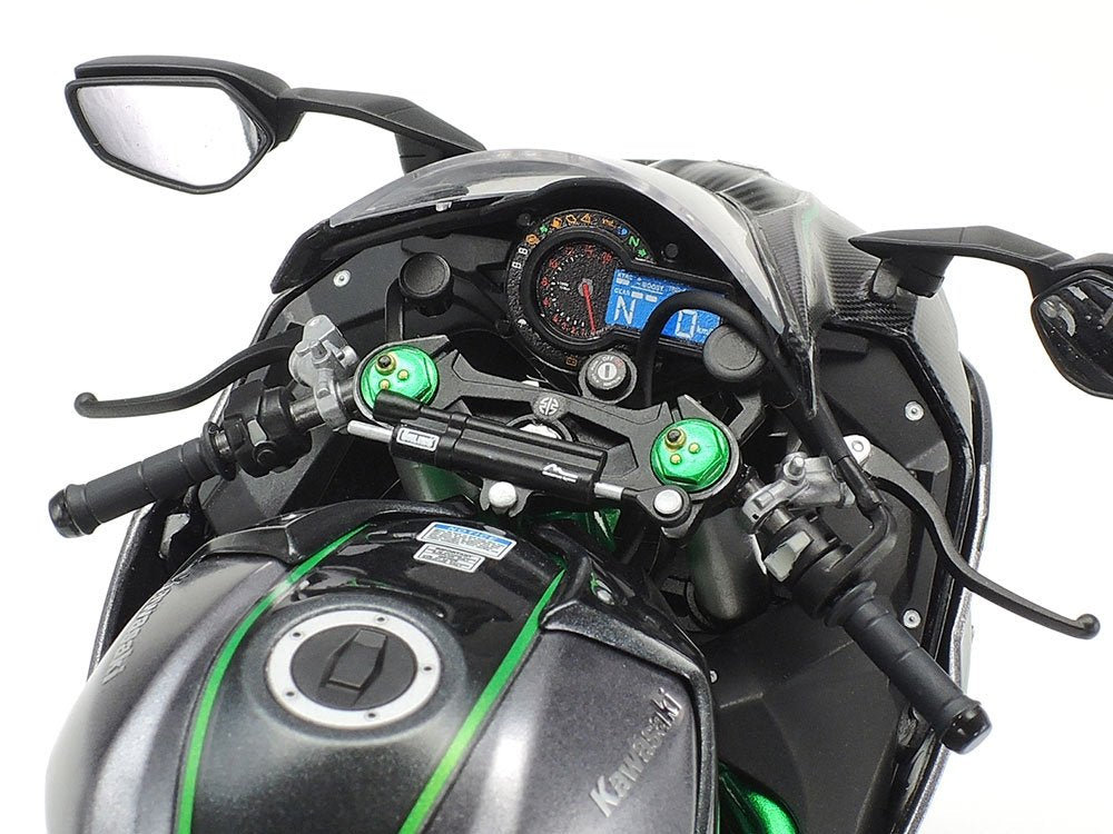 Tamiya 14136 Kawasaki Ninja H2 Carbone 1/12 – image 6