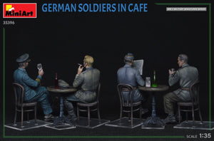 MiniArt 35396 SOLDATS ALLEMANDS DANS UN CAFÉ 1/35 – immagine 5