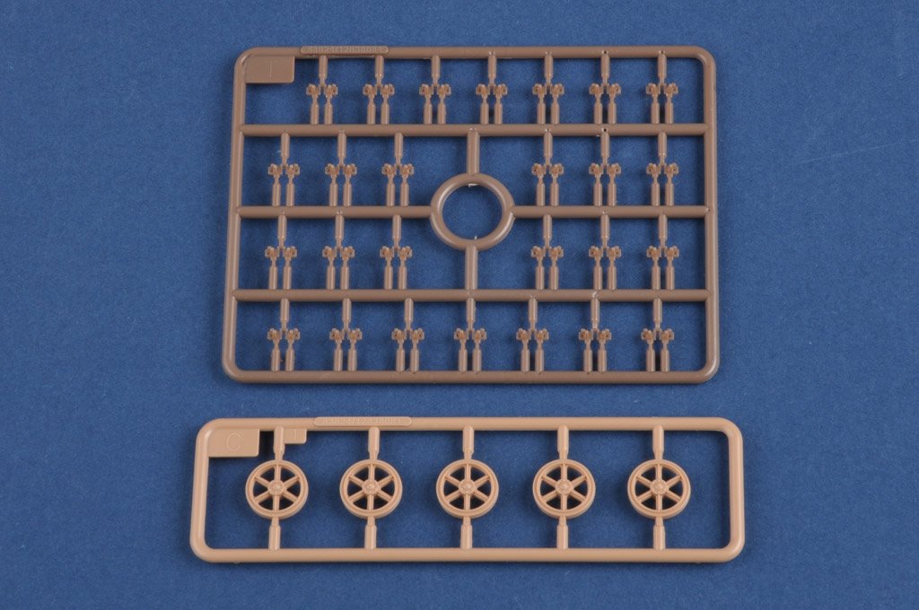 Hobby Boss 84555 Soviet T-60 Light Tank 1/35 – zdjęcie 8