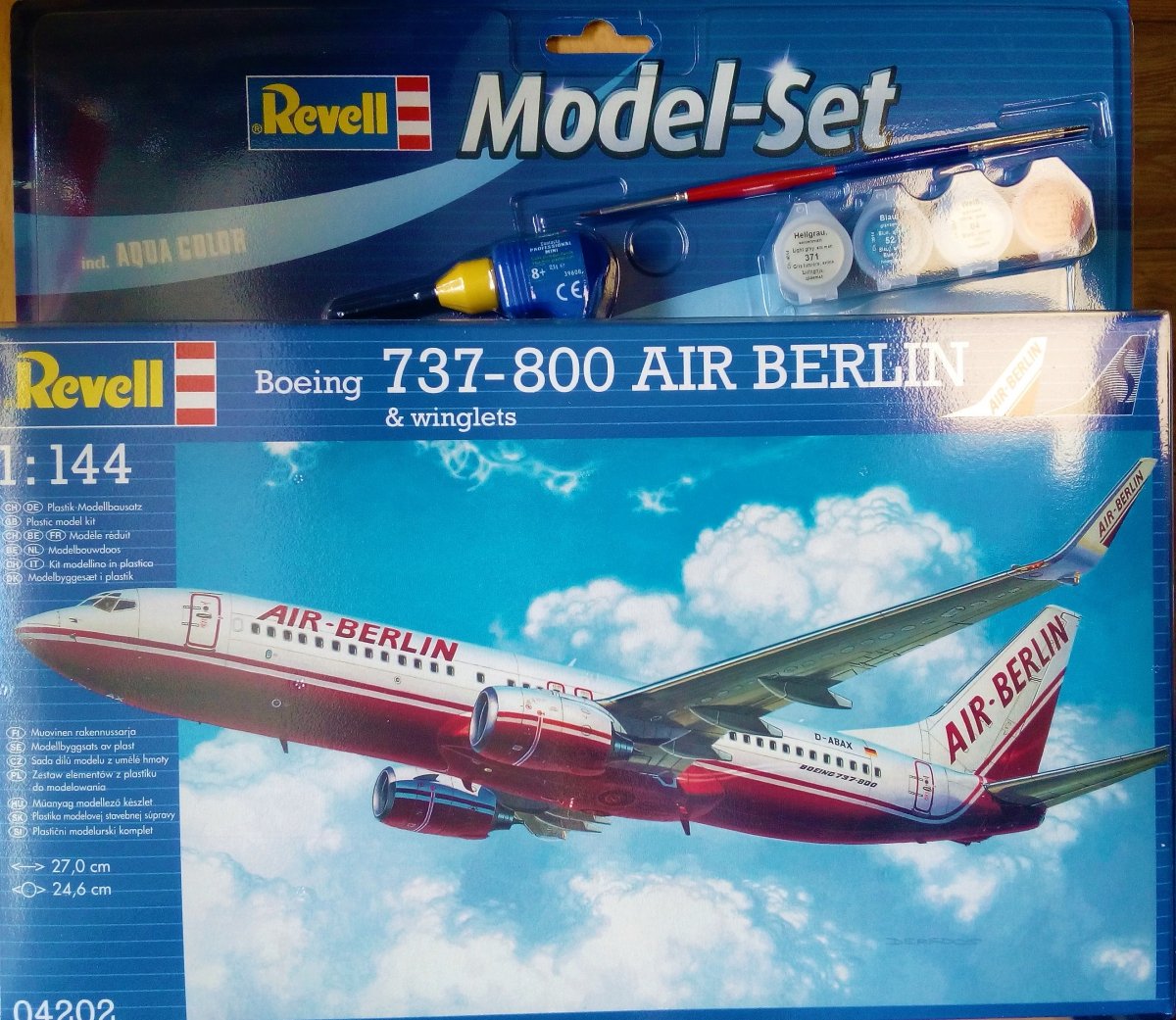 Revell 64202 Boeing 737-800 Air Berlin et winglets - Maquette (1/144) – image 2