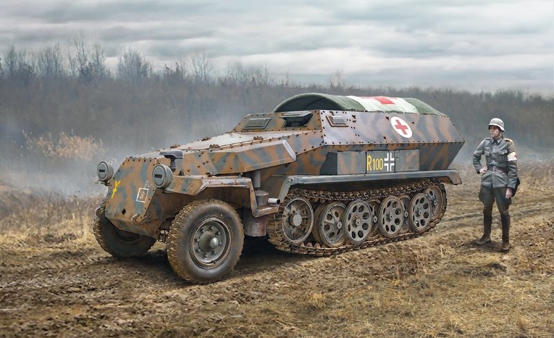 Italeri 7077 Sd.Kfz. 251/8 AMBULANCES 1/72
