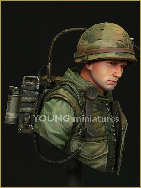 Young Miniatures YM1817 USMC Hue. Vietnam 1968 1/10  – image 7