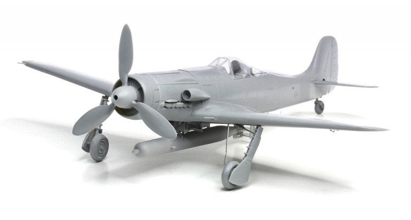 Dragon 5573 Focke-Wuff Ta 152C-1/R14 (1/48)  – image 4