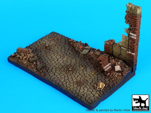 Rue Black Dog D35019 avec mur en ruine 1/35 – imagen 3