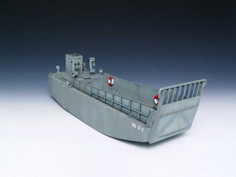 Trumpeter 00347 WWII US Navy LCM (3) Landing 1/35 – zdjęcie 3