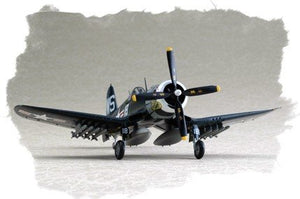 Hobby Boss 80218 F4U-4 Corsair 1/72 – image 2