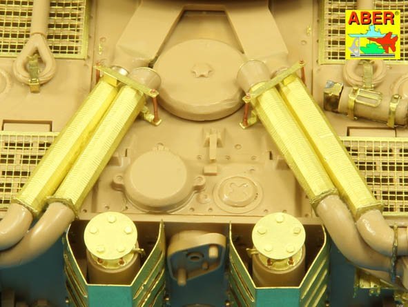Tubes de filtre à air Aber 35A127 Feifel pour les premiers Tiger I, Ausf.E (Sd.Kfz.181) (1/35) – image 9