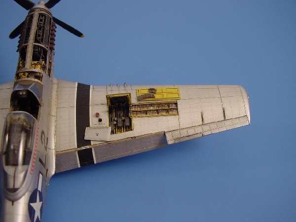 Baie de mitrailleuse Aires 4082 P-51 MUSTANG 1/48 TAMIYA