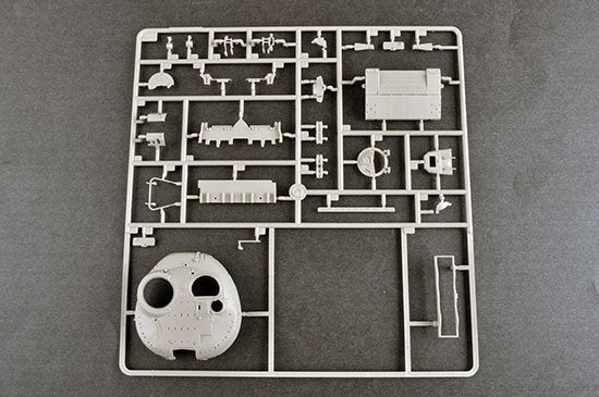 Trumpeter 09588 Char de combat principal russe T-80BVM (Corps des Marines) 1/35 – image 5