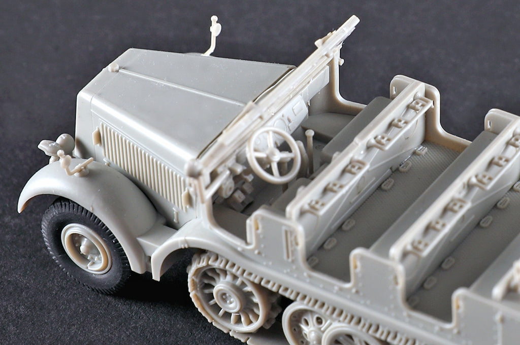 Trumpeter 07403 allemand Sd.Kfz. 8 Schwerer Zugkraftwagen 12t 1/72  – immagine 7