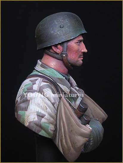 Young Miniatures YM1814 SS Fallschirmjager Bataillon 500 Drvar 1944 1/10 – image 6