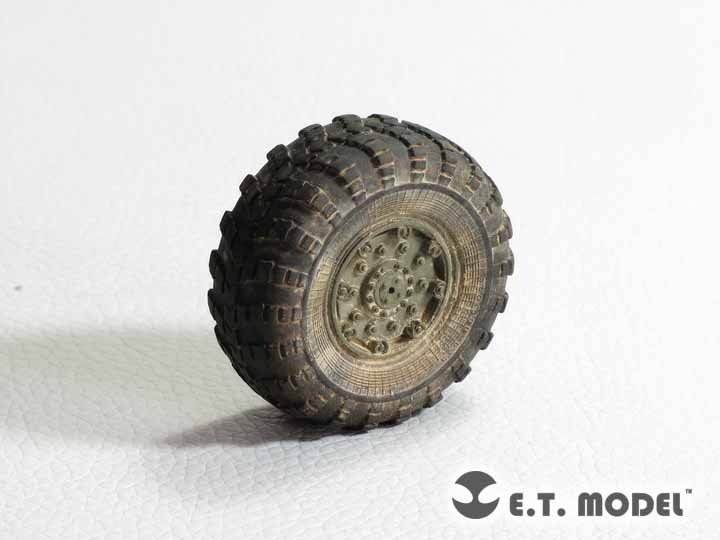 ET Model ER35-060 SS-23 Spider soviétique, roues de route lestées pour missile balistique tactique HOBBYBOSS 85505 1/35 – image 2