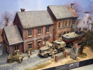 RT-Diorama 35210 Maison de ville (Système modulaire) 1/35 – immagine 3