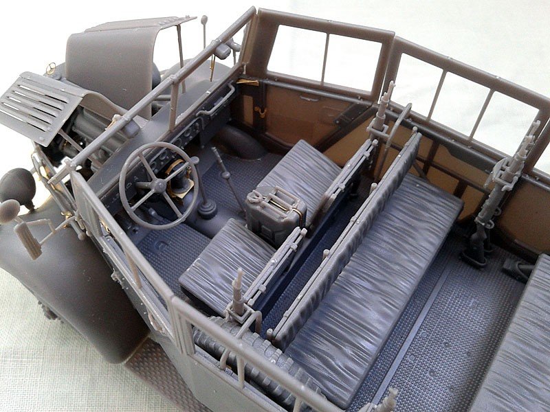 Miniart 35147 L1500A Kfz.70 Voiture de personnel allemande (1/35) – Bild 20