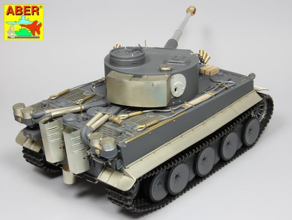 Aber 16K02 Pz.Kpfw. VI Ausf.E (Sd.Kfz.181) Tiger I – s.PzAbt. 501 in Tunisia 1/16 – zdjęcie 2