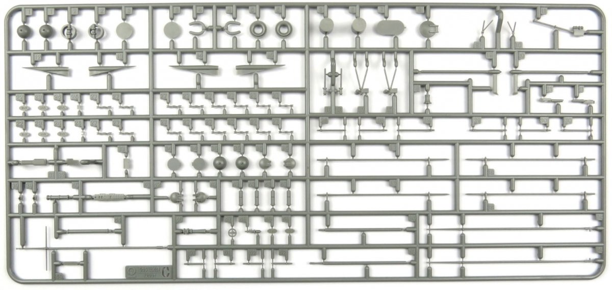 Das Werk DW72001 Sous-marin allemand SM U9 de la Première Guerre mondiale, échelle 1/72 – image 5