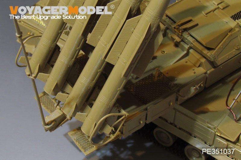 Kit de mise à niveau Voyager Model PE351037 pour le système de missiles de défense aérienne russe moderne 9K37M2 BUK-M2, compatible avec PANDA PH35034 au 1/35 – immagine 17