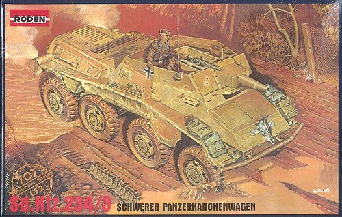 Roden 707 Sd.Kfz.234/3 Puma 1/72