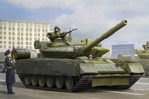 Trumpeter 09588 Char de combat principal russe T-80BVM (Corps des Marines) 1/35