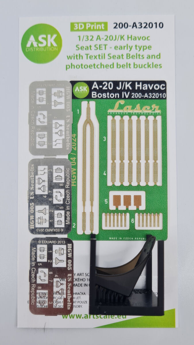 Art Scale Kit A32010 A-20J/K Havoc - Seat Set - Early Type with Textile Seat Belts and PE Belt Buckles 1/32