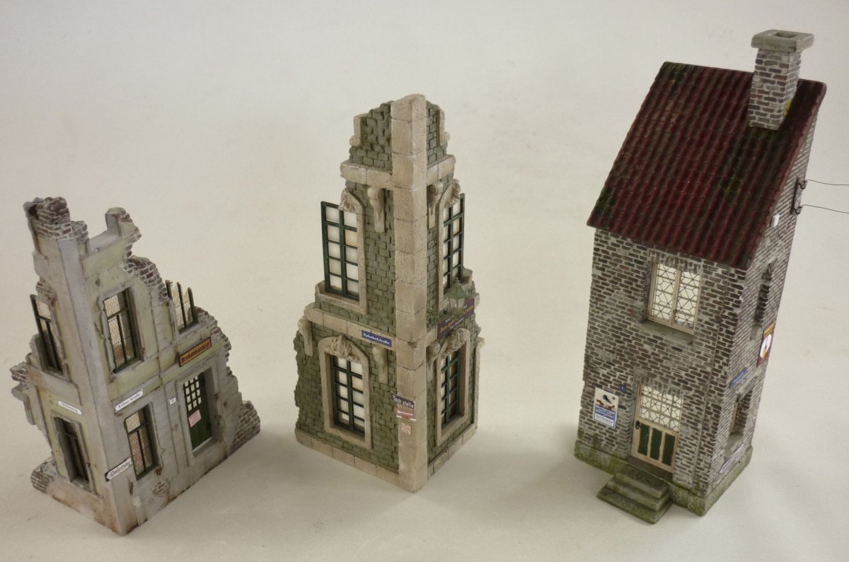 RT-Diorama 35255 Bâtiments d&amp;#39;angle (3 pièces) 1/35 – immagine 4