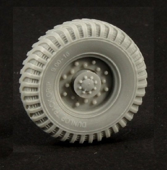 Roues de route Panzer Art RE35-344 pour Chevrolet C15 AC (Dunlop) 1/35 – Bild 2