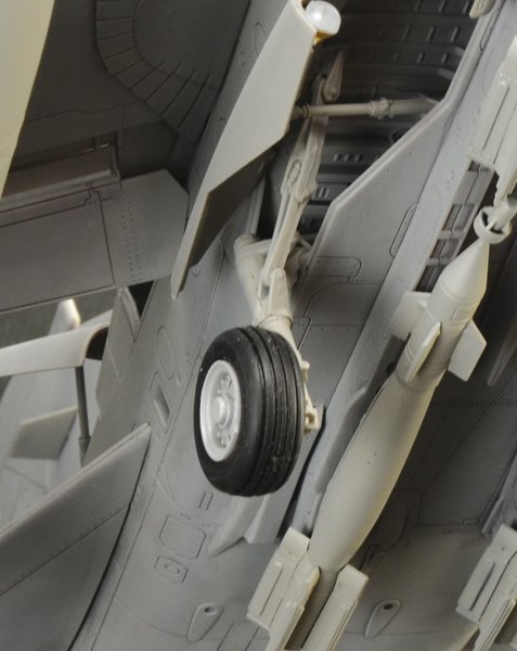Italeri 2513 TORNADE GR. 4 1/32  – image 5