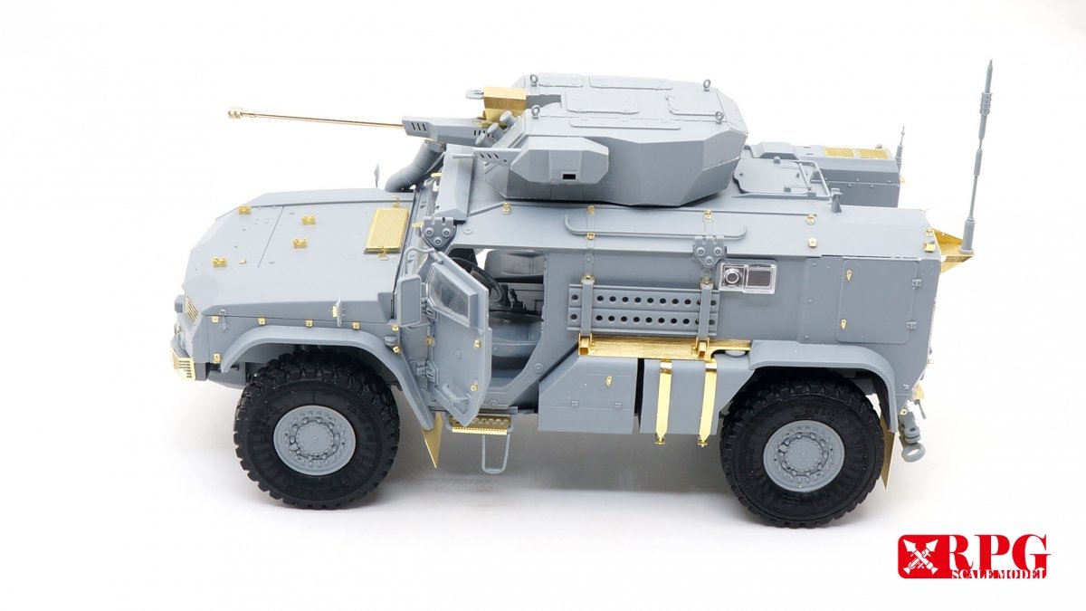 RPG Modèle 35002 KAMAZ K-4386 Typhoon-VDV avec système de canon 2A42 de 30 mm 1/35 – Bild 2