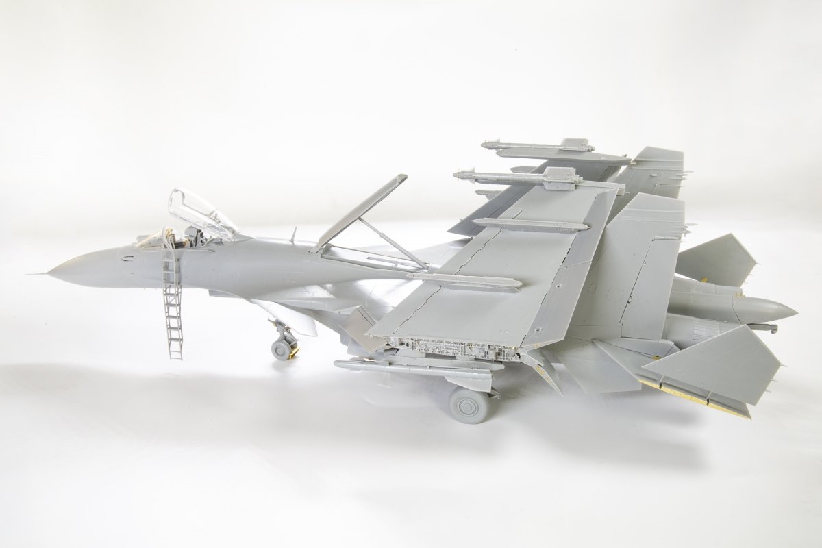 MiniBase 8001 SU-33 Flanker-D 1/48 – immagine 36