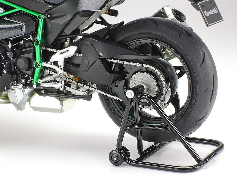 Tamiya 14136 Kawasaki Ninja H2 Carbone 1/12 – image 9