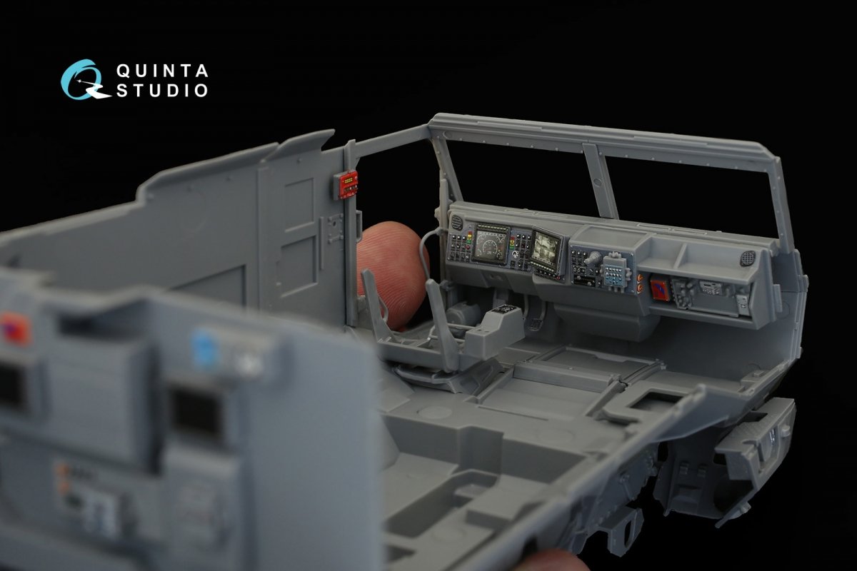 Intérieur imprimé en 3D et coloré sur papier décalcomanie pour le MRAP Typhoon-K de Quinta Studio QD35005 (pour les maquettes Zvezda) à l&amp;#39;échelle 1/35  – immagine 10