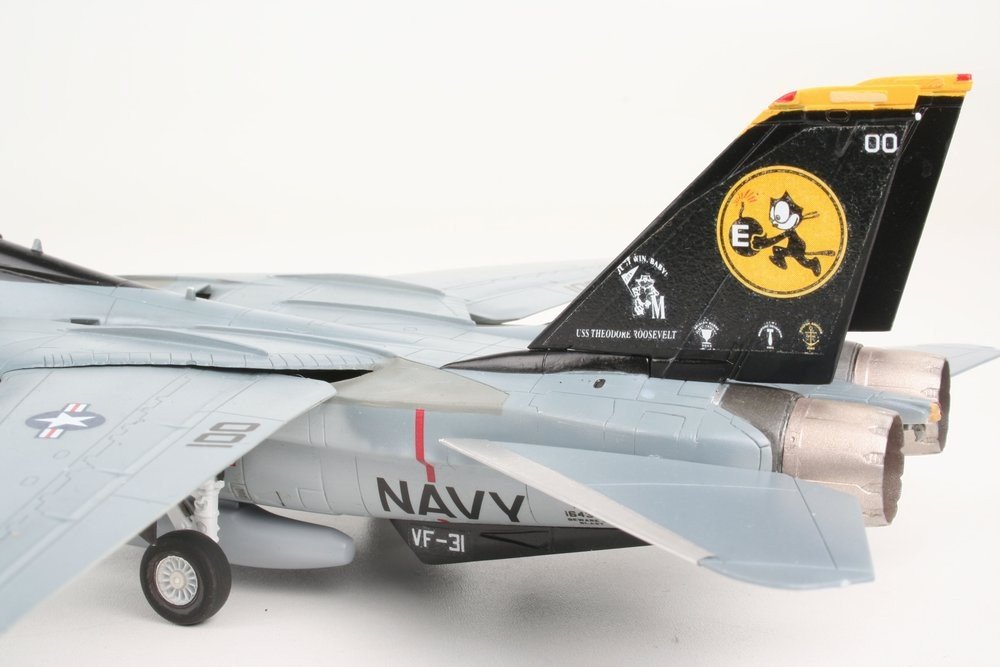 Revell 04195 F-14D Super Tomcat Dernier vol (1/72) – immagine 2