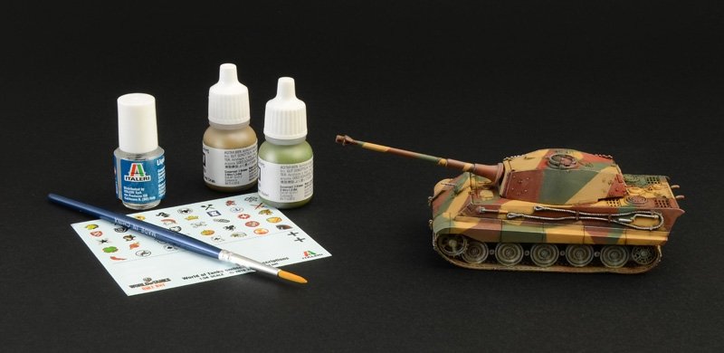 Italeri 74001 TIGER II - WoT - KIT DE MODÈLE (1/72) – immagine 7