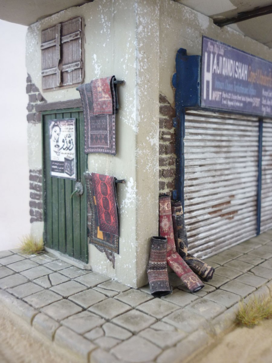 RT-Diorama 35268 Socle de diorama : « Le magasin de tapis » 1/35 – image 5