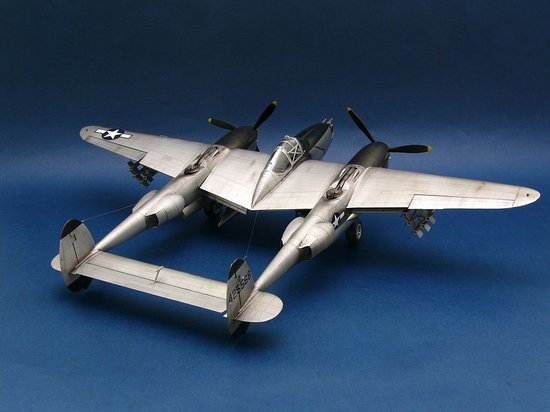 Trumpeter 02227 Lockheed P-38L-5-LO Lightning (1/32) – imagen 7