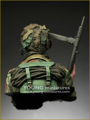 Young Miniatures SL005 COUPLE BRITANNIQUE DE LA SECONDE GUERRE MONDIALE - Red Devil – image 6