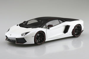 Aoshima 06121 Lamborghini Aventador Édition Pirelli 1/24 – image 2