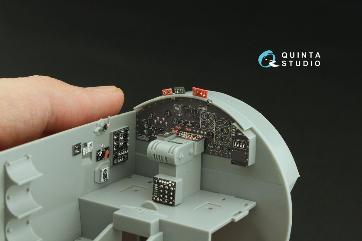 Maquette Quinta Studio QD32233 : cockpit de pilote pour Boeing B-17E/F. Intérieur coloré imprimé en 3D sur papier décalcomanie (HK models) à l&amp;#39;échelle 1/32. – image 7