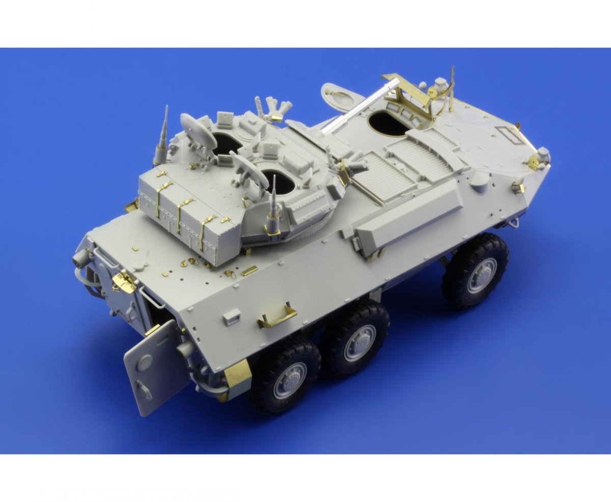 Eduard 36199 Cougar AVGP canadien 1/35 Trumpeter – immagine 2