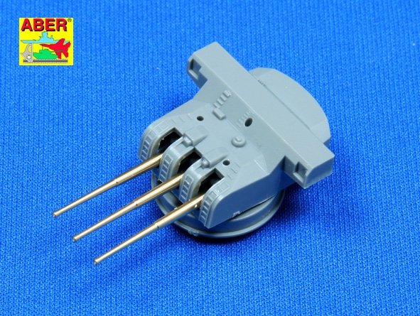 Aber 350L-10 Ensemble de 6 canons de 155 mm pour les navires japonais Yamato et Musashi (1/350) – image 3