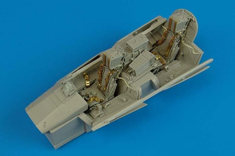 Ensemble cockpit Aires 2130 Tornado IDS 1/32 Revell