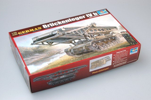 Trumpeter 00390 Bruckenleger allemand IV b (1/35) – image 2