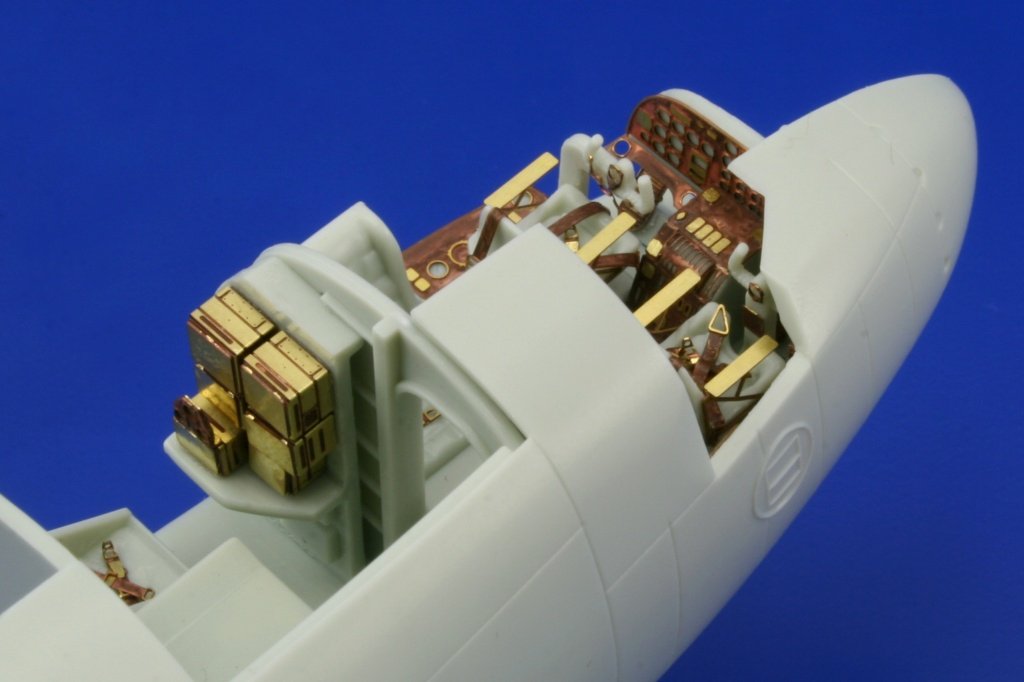 Intérieur du Fw 200C Condor Eduard SS284 au 1/72 REVELL – immagine 4