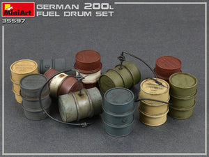 MiniArt 35597 FÛTS DE CARBURANT ALLEMANDS DE 200 L GUERRE MONDIALE 1/35 – immagine 3