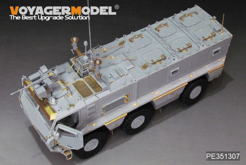 Maquette Voyager PE351307 KamAZ-63968 Typhoon-K russe moderne de base pour TAKOM 2082 / 2173 au 1/35 – image 11